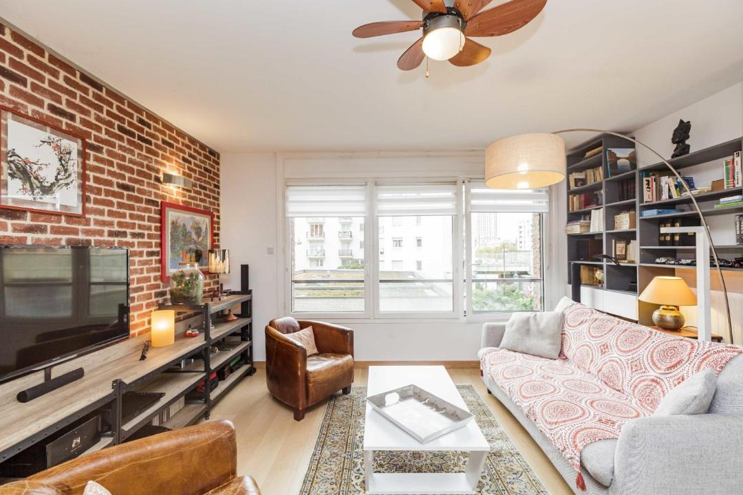 Photo of Livingroom in 19th Arrondissement