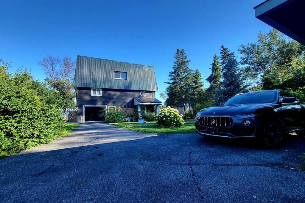 Photo of Buildings in Greater Napanee