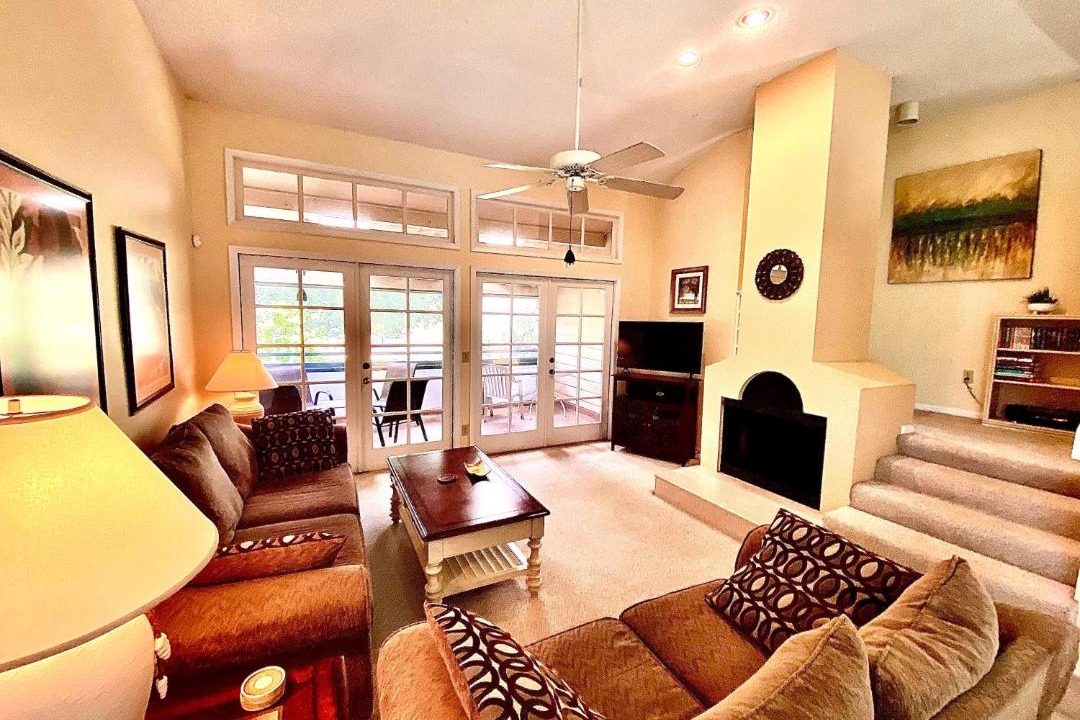 Photo of Livingroom in Ventura