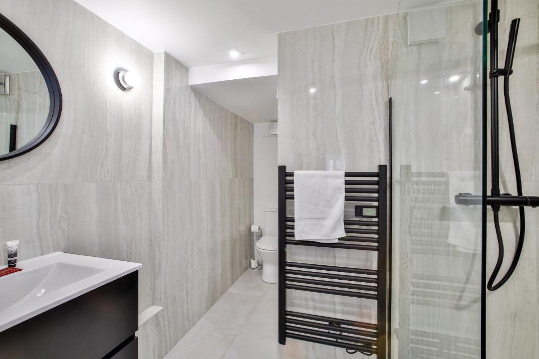 Photo of Bathroom in Madeleine
