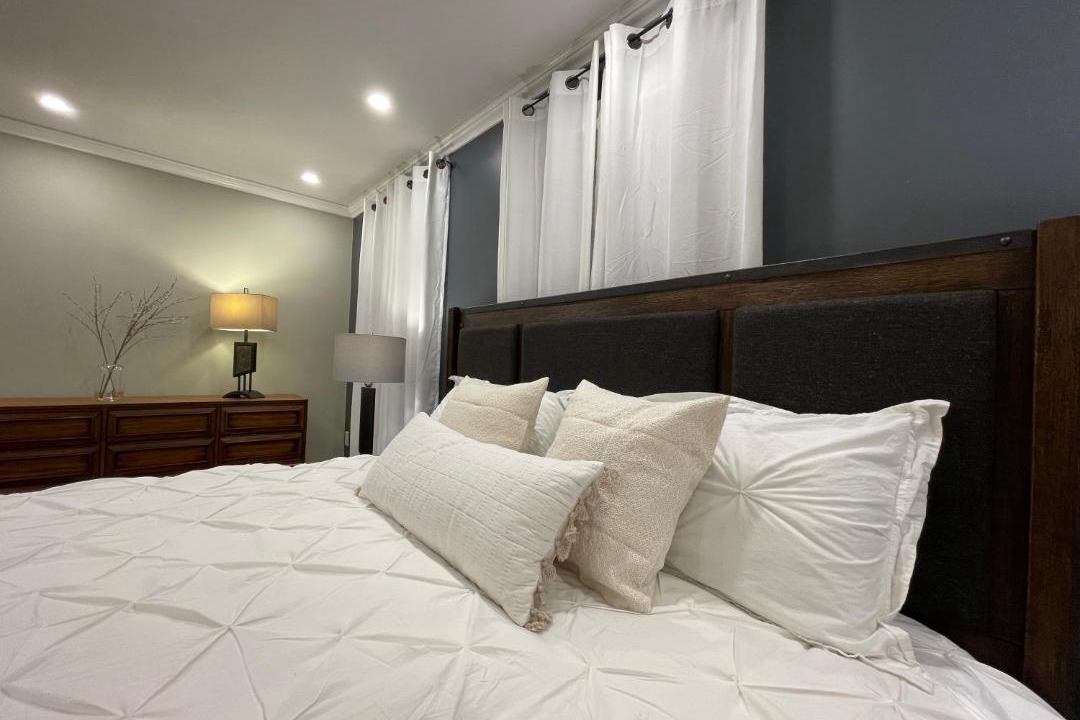 Photo of Bedroom in Erin Mills