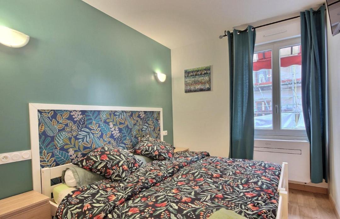 Photo of Bedroom in 19th Arrondissement