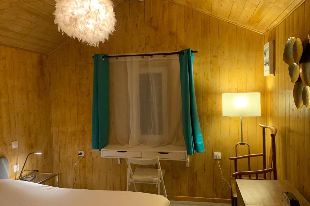 Photo of Bedroom in Isles-les-Villenoy