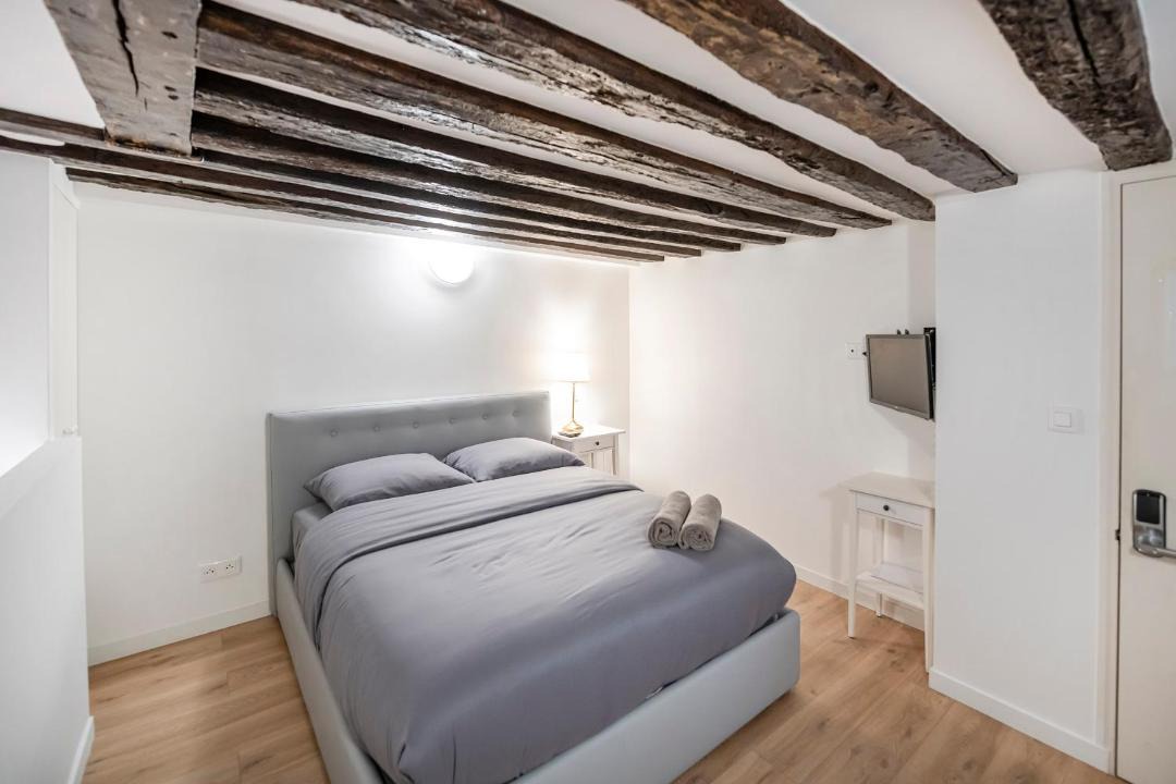 Photo of Bedroom in Latin