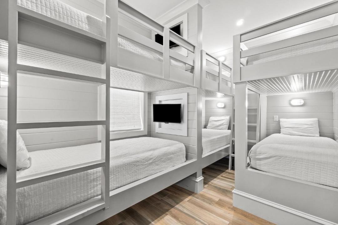 Photo of Bedroom in Frangista Beach