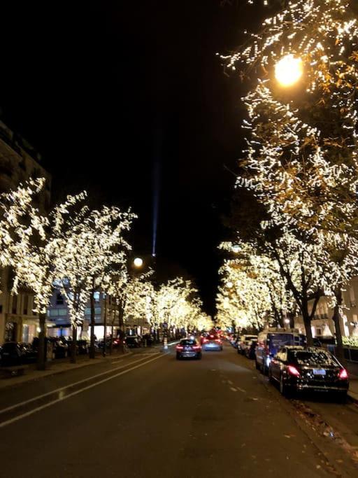 Photo of Others in Champs-Elysees