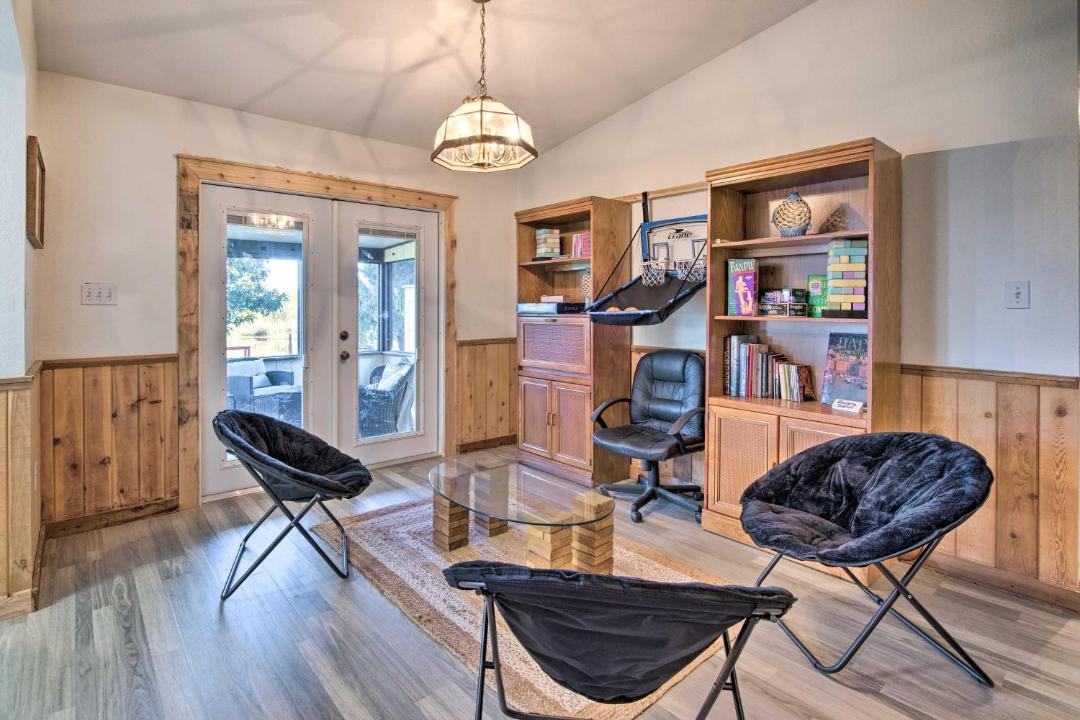 Photo of Livingroom in Fellowship