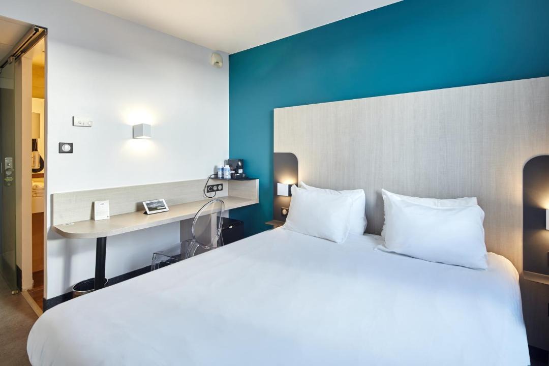 Photo of Bedroom in Gonesse