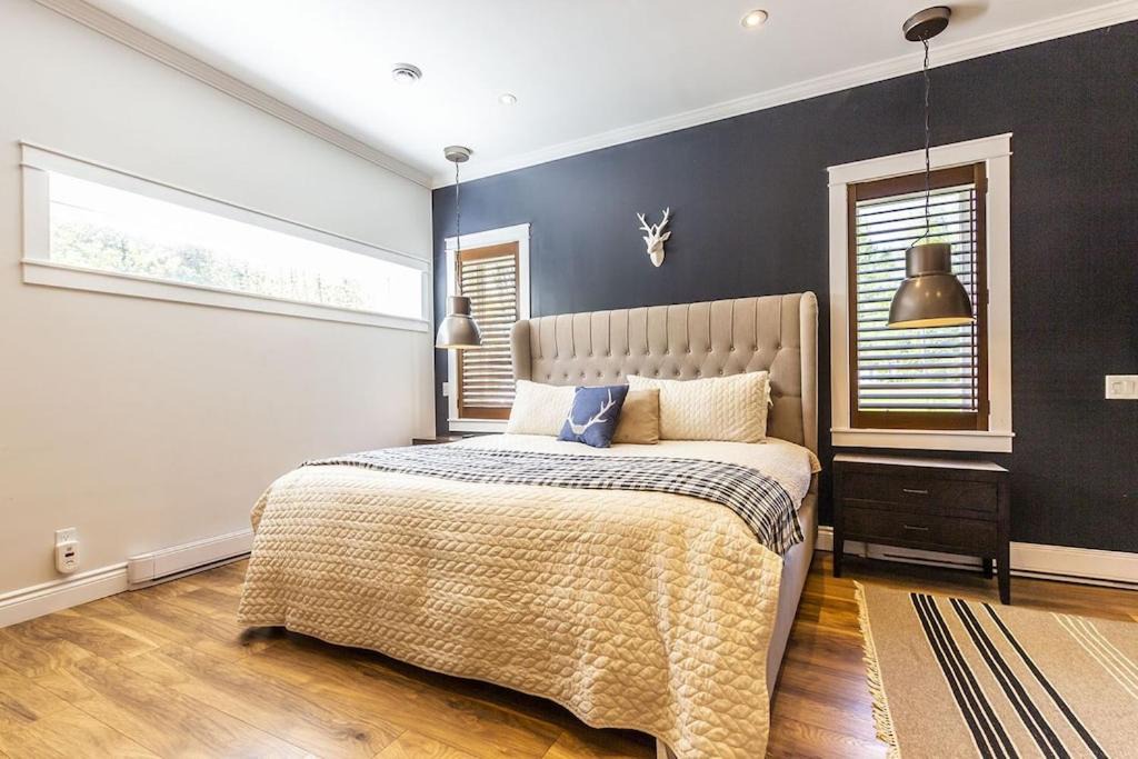 Photo of Bedroom in Swiss Meadows
