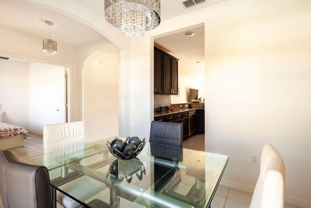 Photo of Livingroom in Port Saint Lucie