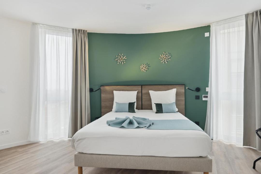 Photo of Bedroom in Noisy-le-Grand