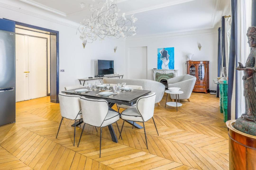 Photo of Livingroom in Neuilly-sur-Seine