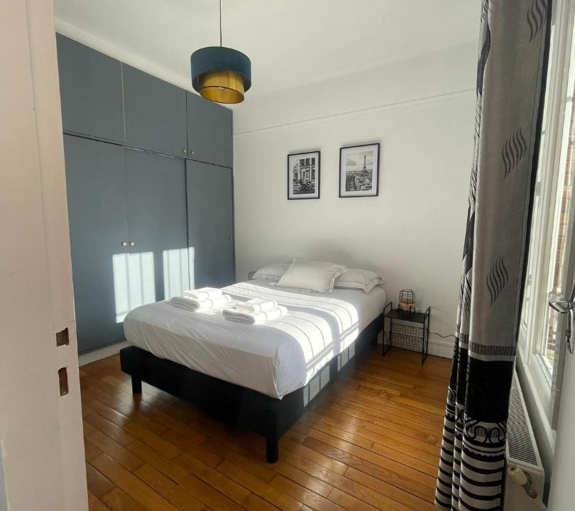 Photo of Bedroom in Saint-Ouen