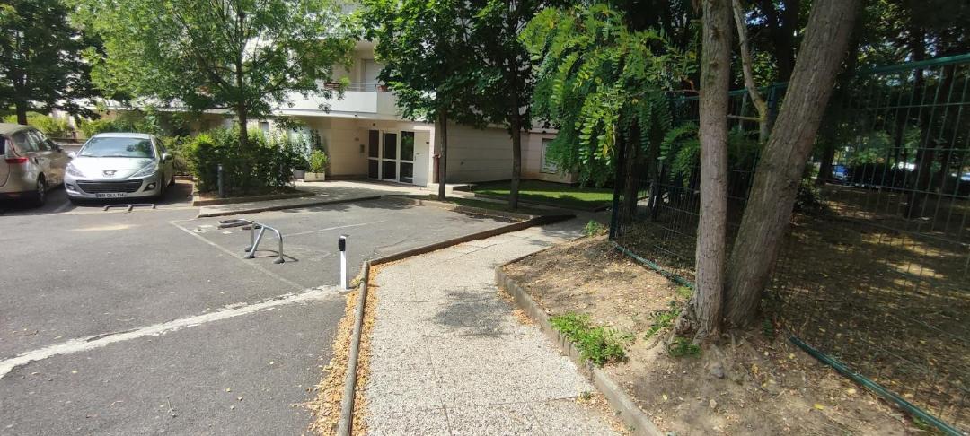 Photo of Others in Petit Nanterre
