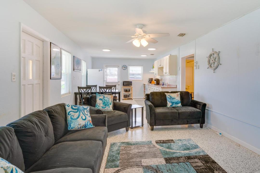 Photo of Livingroom in Buckhead Ridge