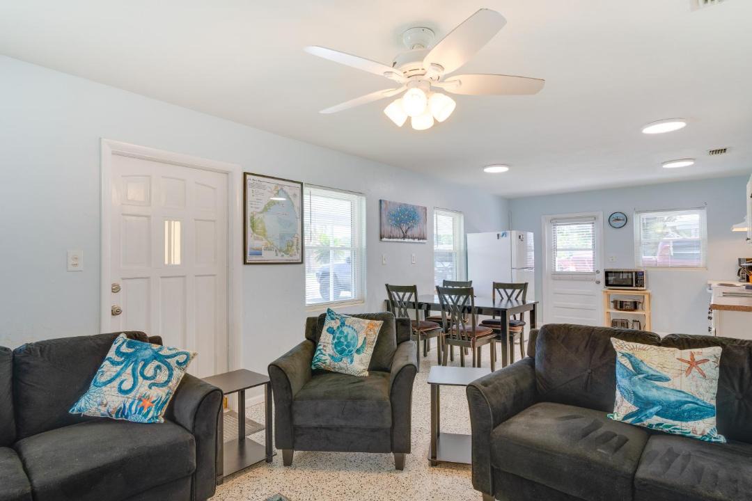 Photo of Livingroom in Buckhead Ridge
