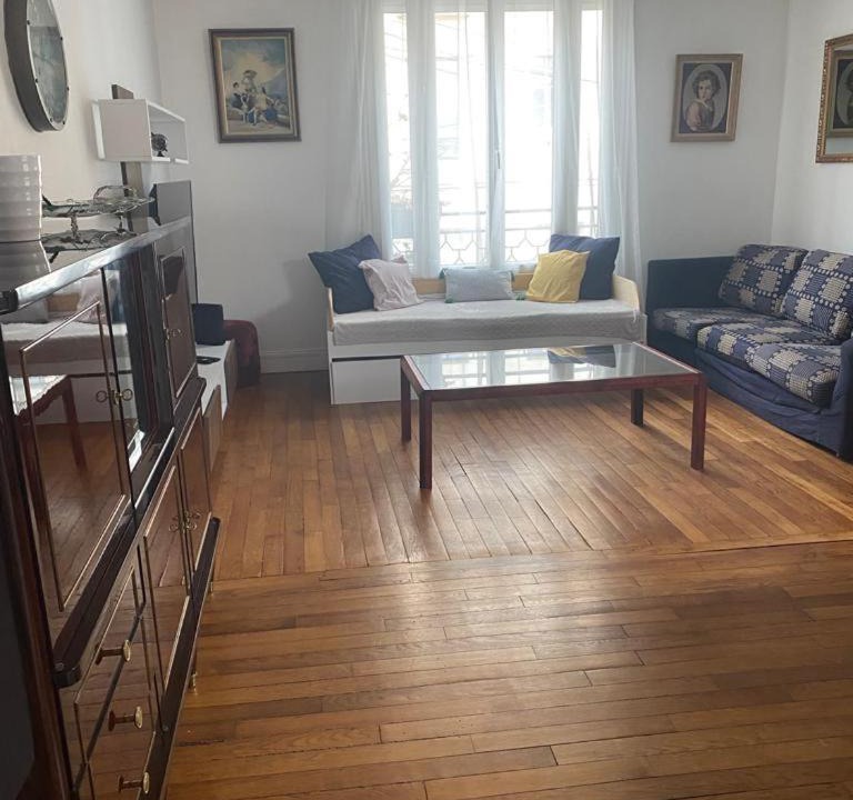 Photo of Livingroom in Saint-Ouen