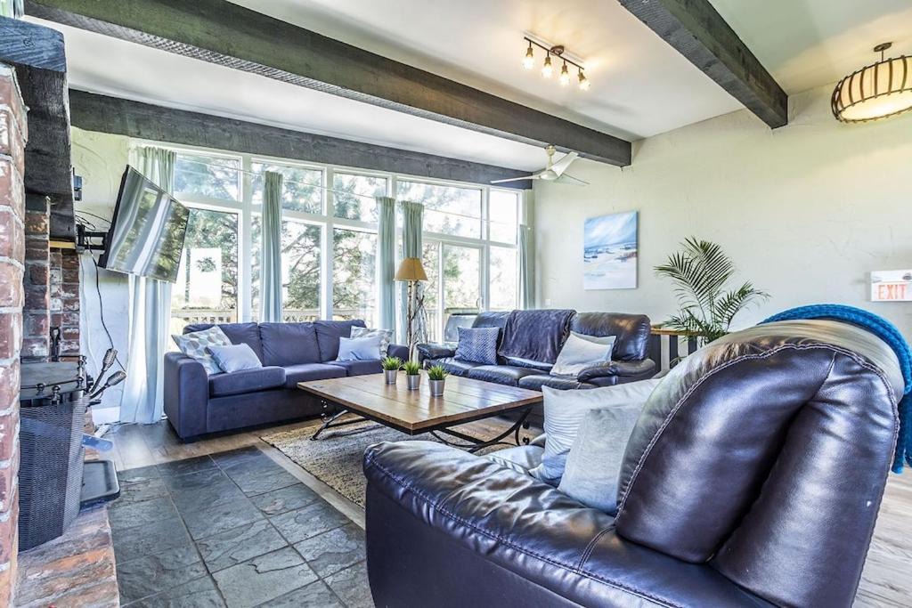Photo of Livingroom in The Blue Mountains