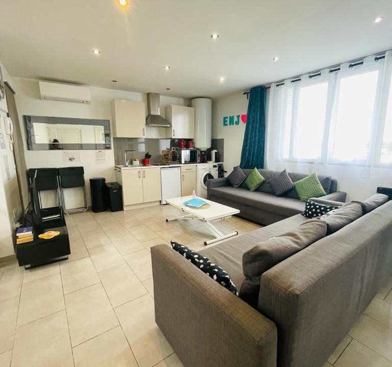 Photo of Livingroom in Aubervilliers