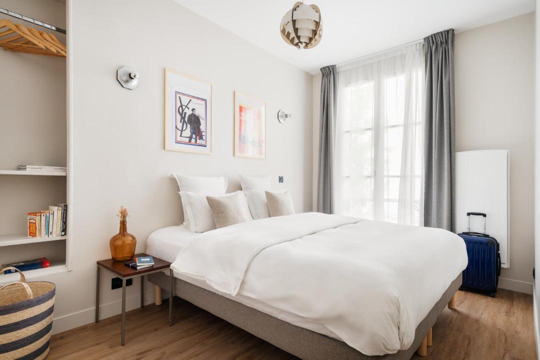 Photo of Bedroom in 8th Arrondissement