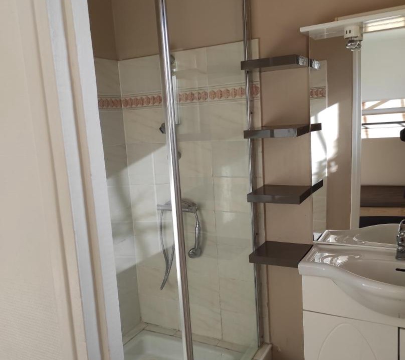 Photo of Bathroom in Chelles