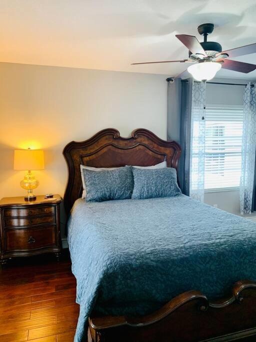Photo of Bedroom in Lake Magdalene