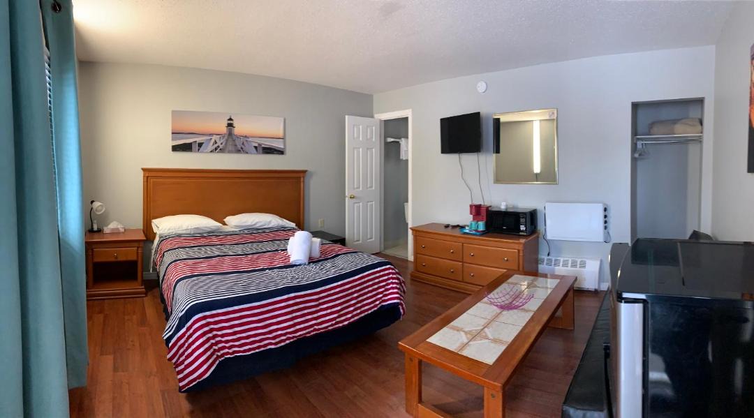 Photo of Bedroom in Wasaga Beach