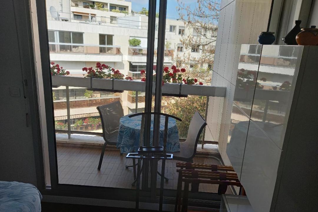 Photo of Others in Neuilly-sur-Seine