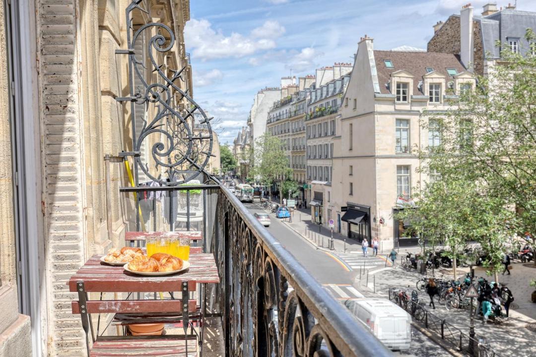 Photo of Others in Saint-Merri