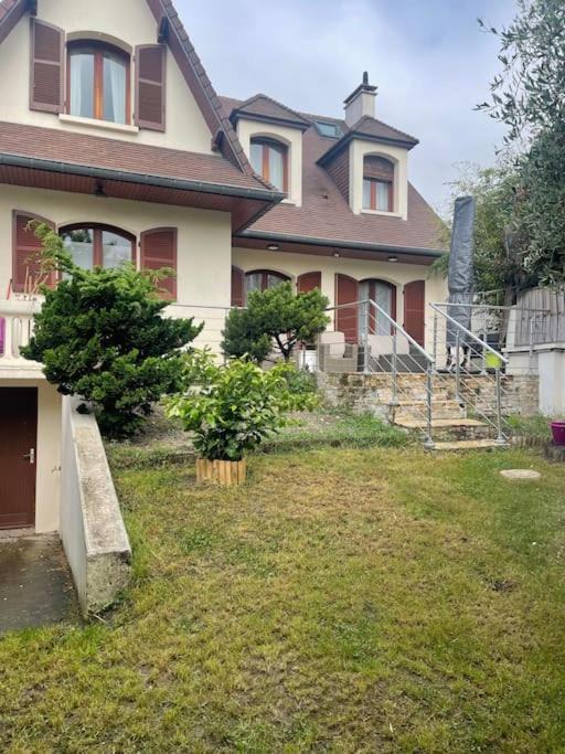 Photo of Buildings in La Courneuve