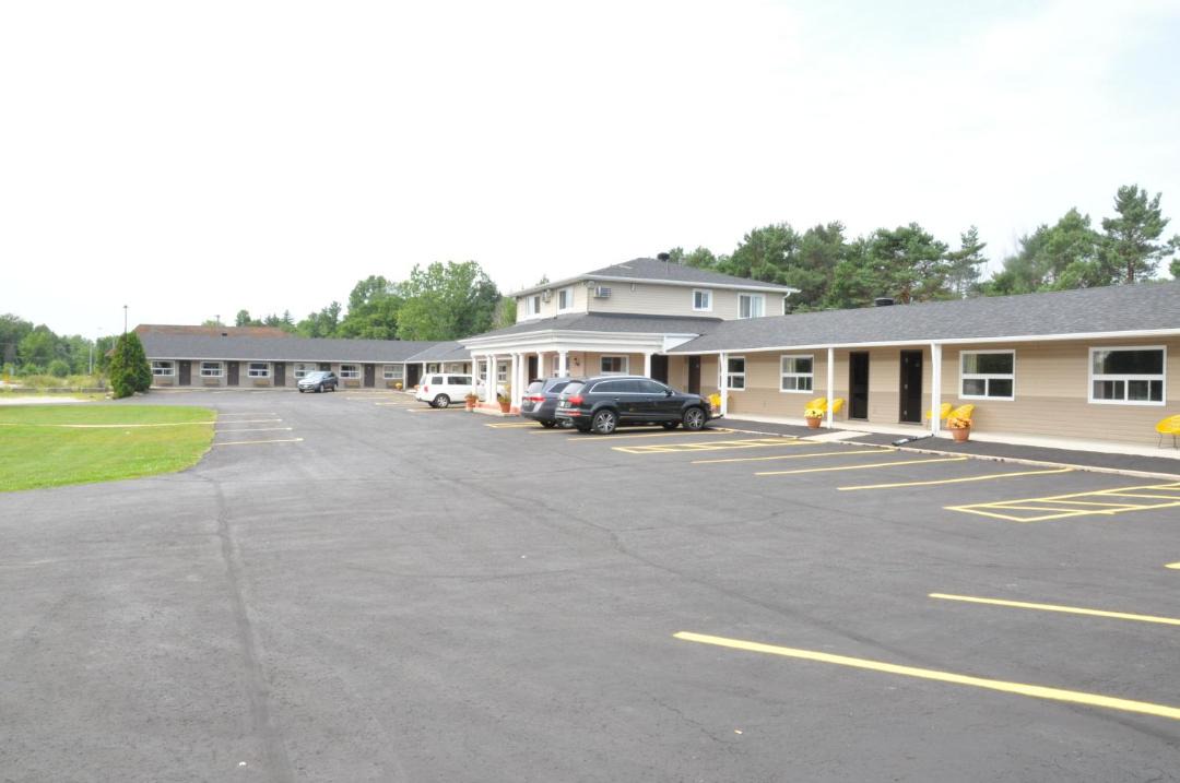Photo of Buildings in Tay Valley