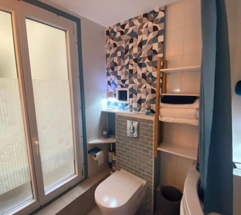 Photo of Bathroom in Quartier de la Plaine-de-Monceaux