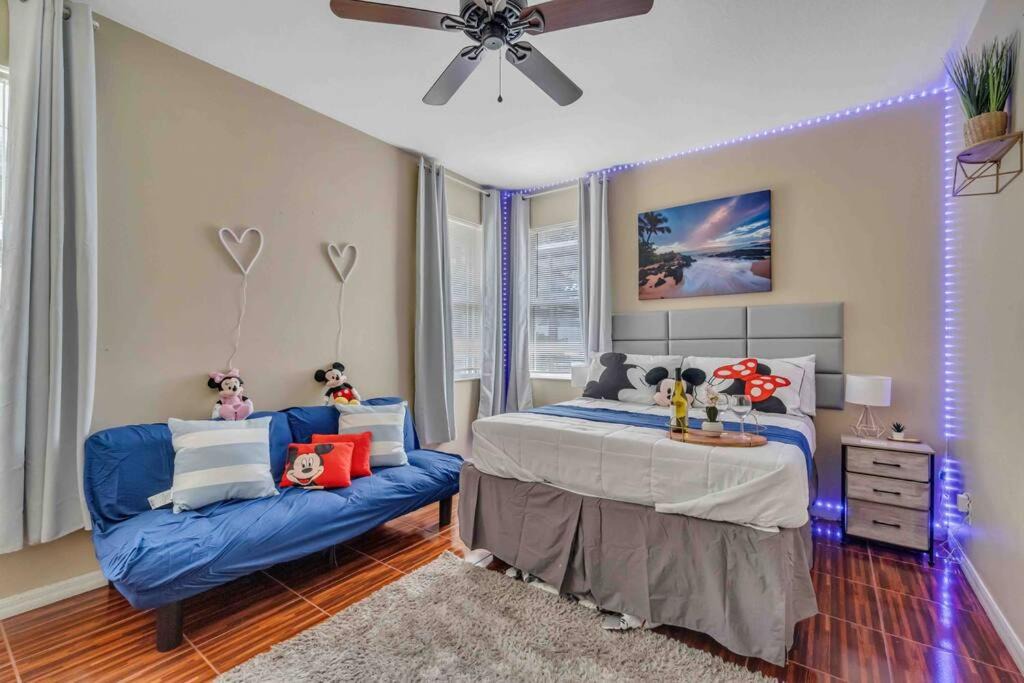 Photo of Livingroom in Legacy Park