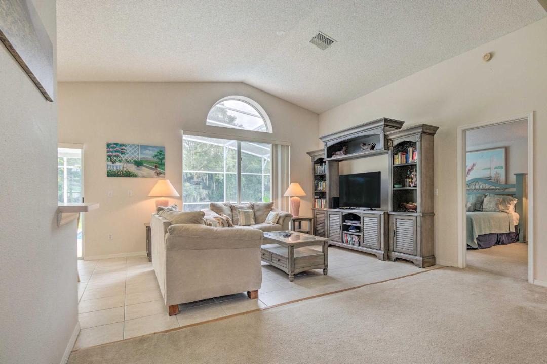 Photo of Livingroom in Lindfields