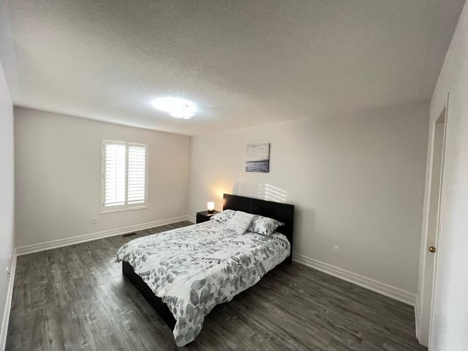 Photo of Bedroom in Meadowvale Village