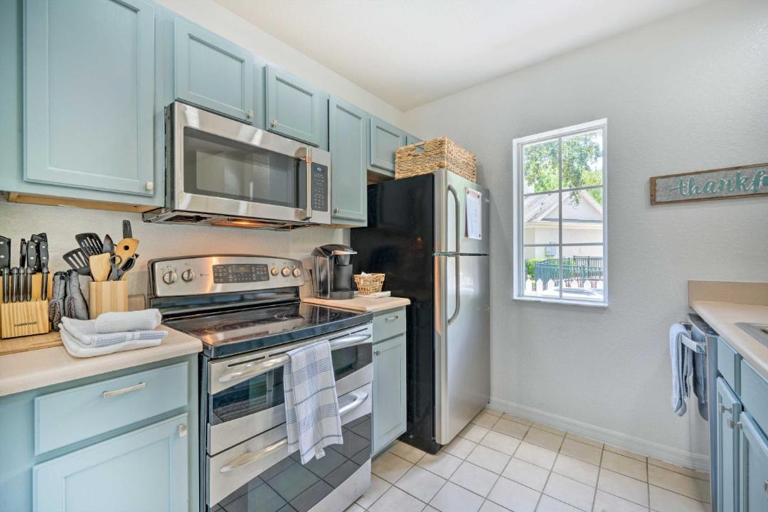 Photo of Kitchen in Venetian Bay Villages