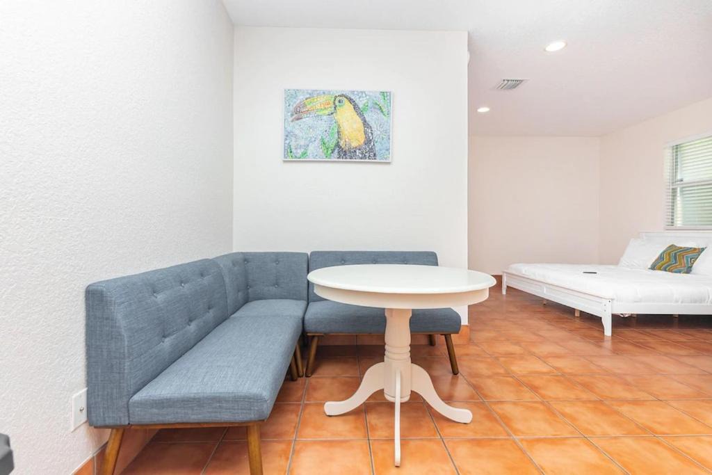 Photo of Livingroom in Lantana