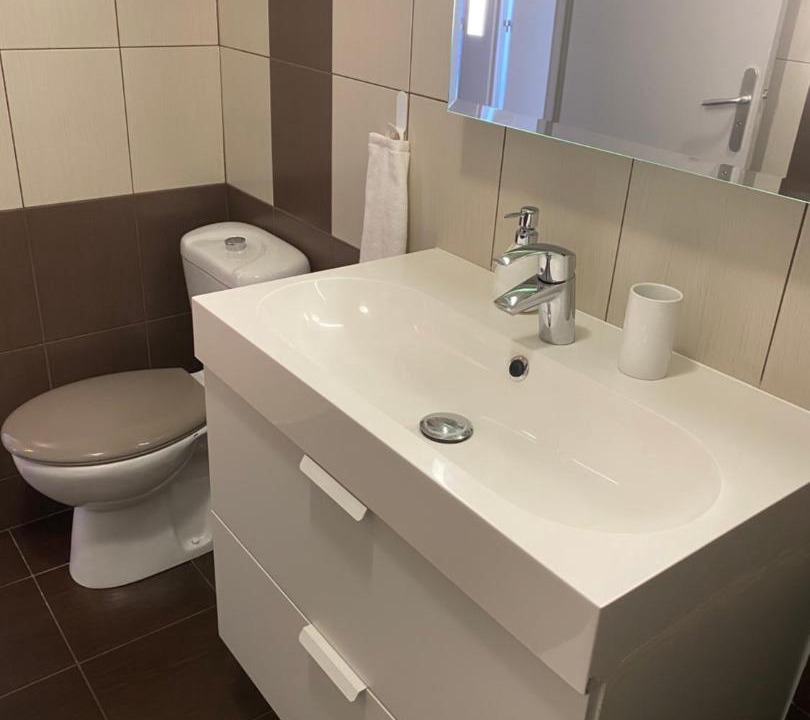 Photo of Bathroom in Joinville-le-Pont