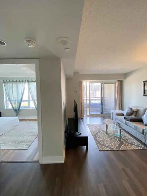 Photo of Livingroom in Etobicoke