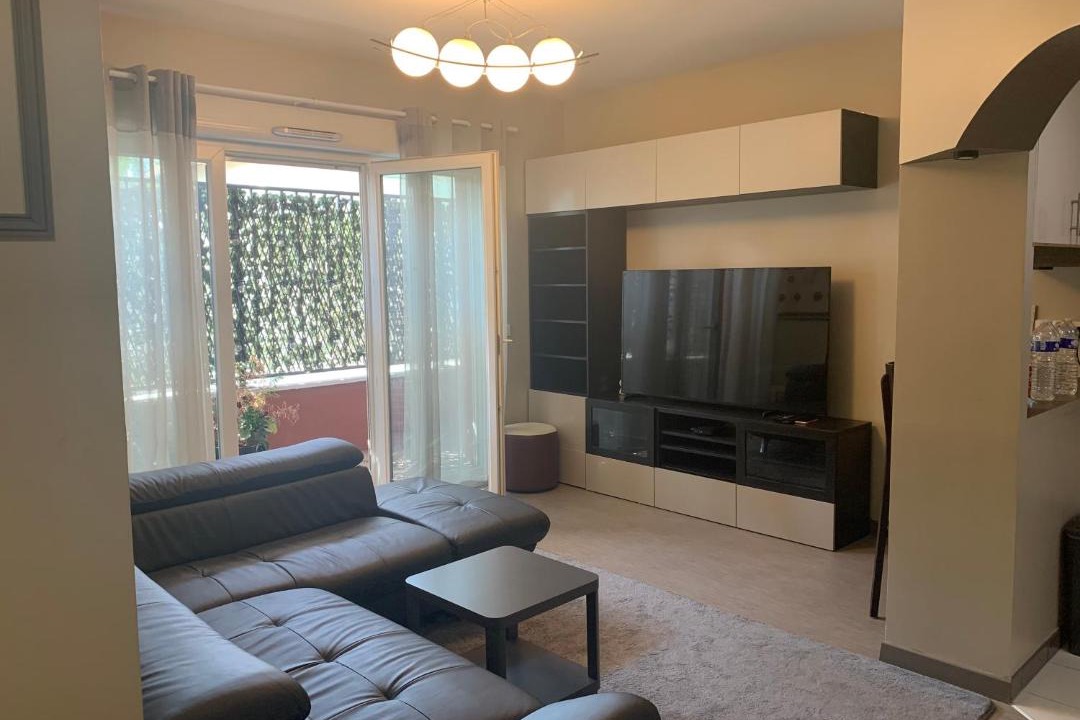 Photo of Livingroom in Bondy