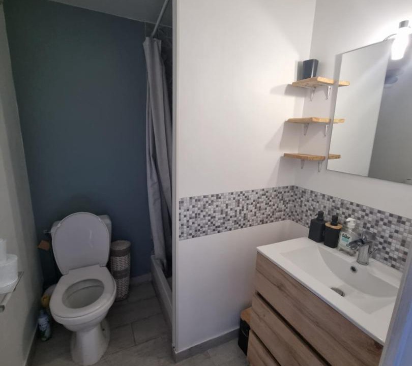 Photo of Bathroom in Noisy-le-Grand