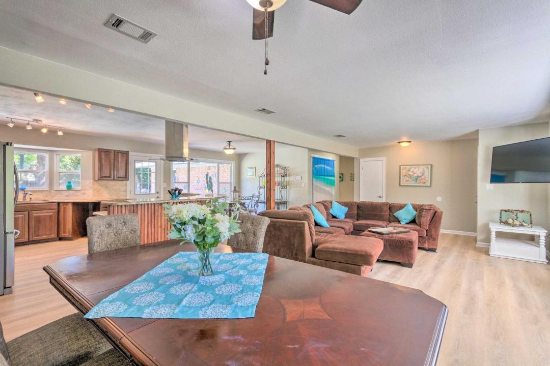 Photo of Livingroom in Fort Walton Beach
