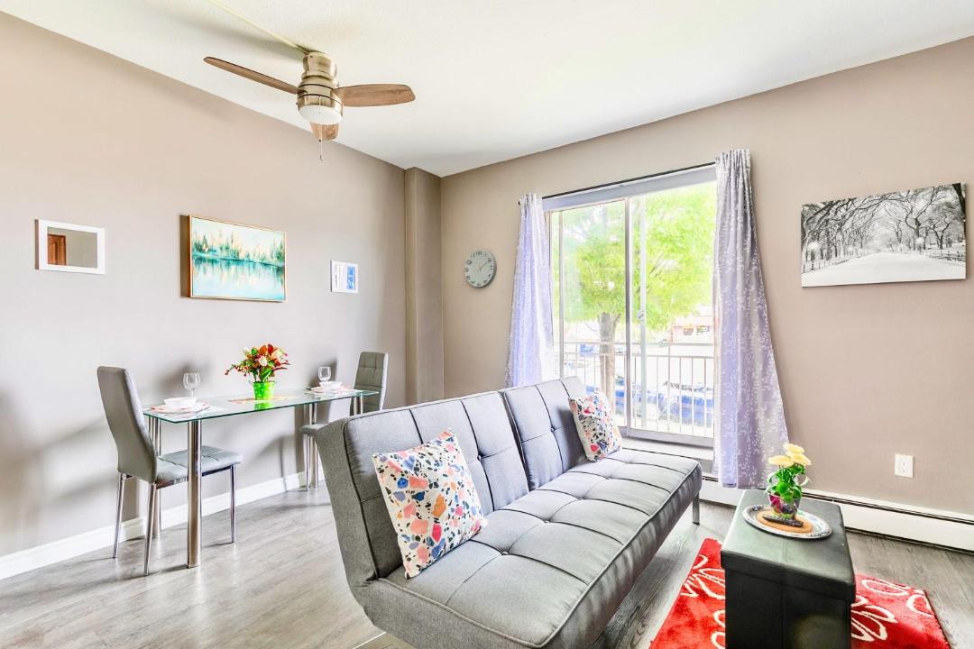 Photo of Livingroom in Rosedale