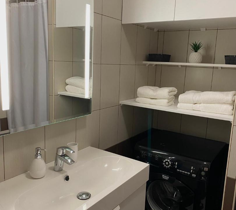 Photo of Bathroom in Joinville-le-Pont