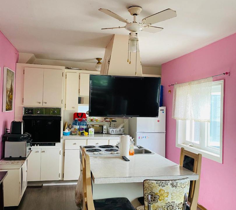 Photo of Livingroom in Old East York