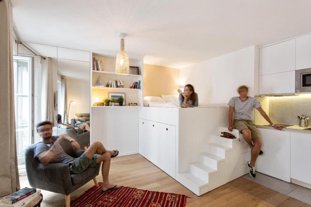 Photo of Livingroom in 17th Arrondissement