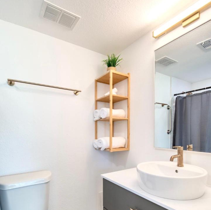 Photo of Bathroom in Florida Center