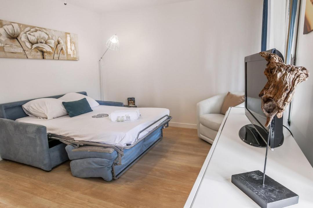 Photo of Livingroom in Les Lilas