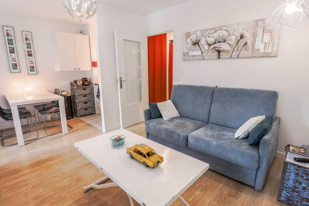 Photo of Livingroom in Les Lilas