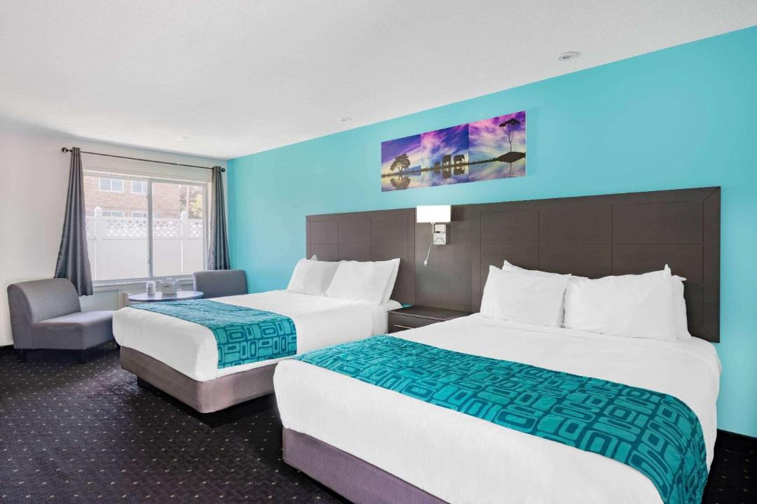 Photo of Bedroom in Gananoque
